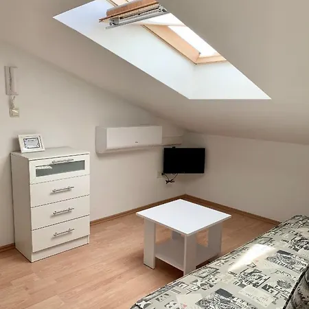 Happy Center Apartament *
