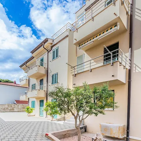 Apartment Happy Center